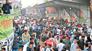 ভোটারদের এলাকায় ফেরাতে লঞ্চ রিজার্ভ করেছেন প্রার্থীরা