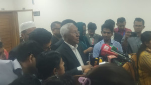 দুপুর ১২টা পর্যন্ত ভোট পড়েছে ৩২.৮৮ শতাংশ, কোথাও ভোট স্থগিত হয়নি: ইসি সচিব