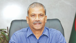 আইন উপদেষ্টা আসিফ নজরুলের মোট সম্পদ ১ কোটি ৬০ লাখ, স্ত্রীর কত?