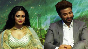 শাকিবের সঙ্গে প্রেমের গুঞ্জন স্পষ্ট করলেন নুসরাত ফারিয়া