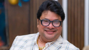 আগে নৌকায় ভোট চাওয়া নিয়ে বিতর্ক, ব্যাখ্যা দিলেন রবি চৌধুরী