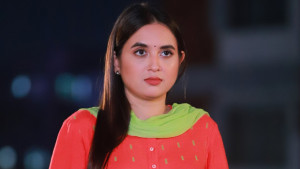 অভিনেত্রী তানিয়া বৃষ্টি অসুস্থ, মাথায় অস্ত্রোপচার