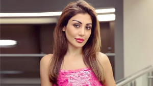 বলিউড ছাড়ার পর ‘ধুম’খ্যাত অভিনেত্রী বললেন, ‘সবই টাকার খেলা’
