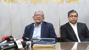 সফল রাষ্ট্র গঠনে ঐক্যবদ্ধ উদ্যোগ প্রয়োজন: মির্জা ফখরুল