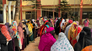 পটিয়ায় উৎসবমুখর পরিবেশে ভোটগ্রহণ