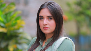অভিনেত্রী তানিয়া বৃষ্টি 'আউট অব ডেঞ্জার'