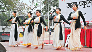 গান-নৃত্য-কবিতায় ভাষাশহীদদের স্মরণ