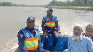হামলায় প্রাণ বাঁচাতে নদীতে ঝাঁপ দেওয়া যুবক দুইদিনেও উদ্ধার হয়নি, পরিবারের উৎকণ্ঠা