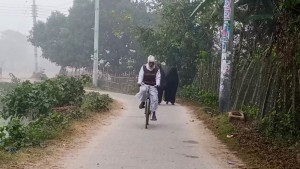 চুয়াডাঙ্গায় তীব্র শীতে বিপর্যস্ত জনজীবন