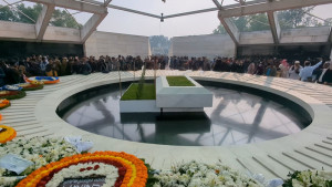 খালেদা জিয়ার সমাধিস্থলে দোয়া-শ্রদ্ধা