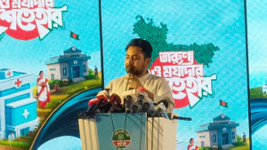 ১১ দলীয় জোট ক্ষমতায় এলে সরকারে থেকে ইশতেহার বাস্তবায়ন করব: নাহিদ
