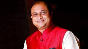 চসিকের সাবেক কাউন্সিলর সুমন ও তার স্ত্রীর বিরুদ্ধে মামলা