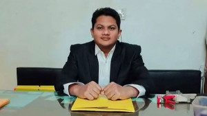আইনজীবীকে পেটানো হয় দুই দফায়, ঘটনায় শনাক্ত ৮: পুলিশ