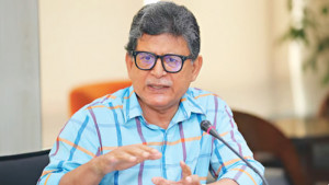 জাতীয় ঐক্য বহুলাংশে অনুপস্থিত