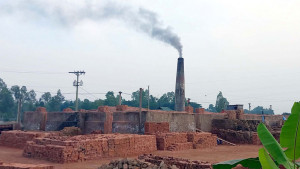 অবৈধভাবে চলছে ৮৯ ইটভাটা