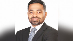 অভ্যন্তরীণ ও আন্তর্জাতিক কারণে গতি হারিয়েছে পোশাক খাত