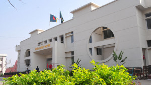বন্দির তথ্য বেহাত, প্রতারিত হচ্ছেন স্বজন