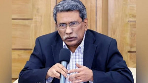 বাংলাদেশের জনগণের বিপক্ষে ভারতের অবস্থান নেওয়া দুঃখজনক: আলী রীয়াজ