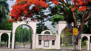 নিয়োগ বোর্ড ঠেকাতে অপহরণ করা হয় শিক্ষককে