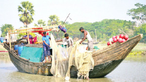 জেলেদের জীবন নিয়ে উদাসীনতা