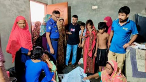 বাথরুমজুড়ে ছোপ ছোপ রক্ত, রশি দিয়ে হাত-পা বাঁধা গৃহবধূর লাশ উদ্ধার