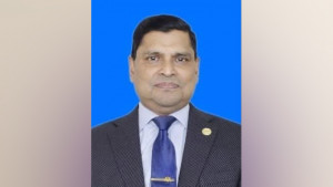 নতুন নৌবাহিনী প্রধান হলেন রিয়ার অ্যাডমিরাল মিসবাহ উল আজীম