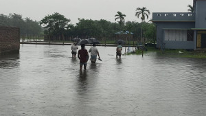 টানা বৃষ্টিতে কক্সবাজারের ১০ উপজেলা প্লাবিত, পাহাড়ধসে আরও একজনের মৃত্যু