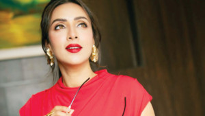 আবেগঘন যাত্রায়...