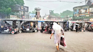 ৩৫০০ কোটি টাকার উন্নয়নেও বৃষ্টিতে ডুবে যায় বগুড়া