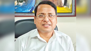 রাজস্ব আদায়ের সঙ্গে আস্থা  ফেরানোর চ্যালেঞ্জ