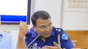 ছাত্রদল নেতার সঙ্গে পুলিশ সুপারের উত্তপ্ত বাক্যবিনিময়