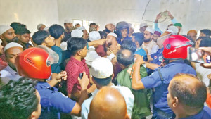 জামায়াত এমপির খুতবায় বিএনপির বাধা