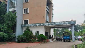 হাতকড়াসহ পুলিশ ফাঁড়ি থেকে পালাল আসামি