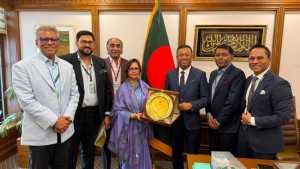 পররাষ্ট্র উপদেষ্টার সঙ্গে সিসিবির প্রতিনিধিদলের সাক্ষাৎ