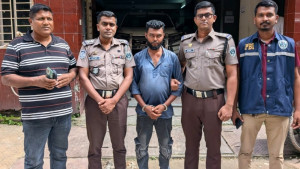 কেরানীগঞ্জে কিশোরীকে হত্যার অভিযোগে যুবক গ্রেপ্তার