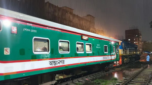 ‘এত বিভীষিকাময় পরিস্থিতি হবে ভাবিনি, কক্সবাজারের আনন্দটাই মাটি’