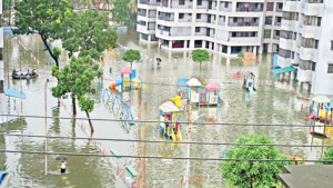 চট্টগ্রামের বন্যার্তদের সহায়তায় ঢাবি শিক্ষার্থীদের গণতহবিল সংগ্রহ
