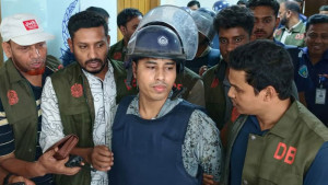 পাওয়া গেল ভারতের আধার কার্ড, যেভাবে গ্রেপ্তার ডেভিড ইমন