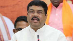 ধর্মেন্দ্র প্রধানের পদত্যাগের সম্ভাবনা নেই, দাবিতে অনড় ককরোচ জনতা পার্টি