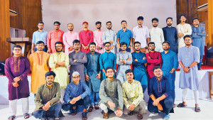 বছরজুড়ে সৃজনশীল কর্মকাণ্ড