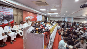 স্বৈরাচারের সঙ্গে রাতে আপস ক‌রে দি‌নে আন্দোল‌ন ক‌রে‌নি জামায়াত: বিরোধীদলীয় নেতা