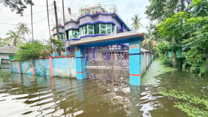দুই মাস পানিবন্দি দুই শতাধিক পরিবার