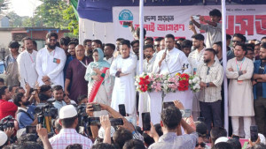 তারেক রহমান বেশি দিন সরকার চালাতে পারবেন না: নাসীরুদ্দীন পাটওয়ারী