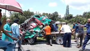 ট্রাক-সিএনজির মুখোমুখি সংঘর্ষে নিহত ১, আহত ৫