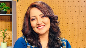 দীর্ঘ বিরতির পর ভিন্নধর্মী আয়োজন নিয়ে ফিরেছেন মুনমুন