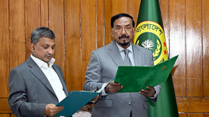 সরোয়ার আলমগীরের মনোনয়নপত্র বৈধ ঘোষণা স্থগিত চান জামায়াতের পরাজিত প্রার্থী