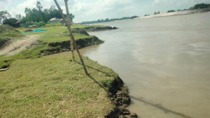 ভাঙছে নদী, অপরিকল্পিত খনন নিয়ে প্রশ্ন
