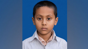 বিদ্যুৎ কর্তৃপক্ষের অবহেলায় ডান হাত হারাল শিশুটি