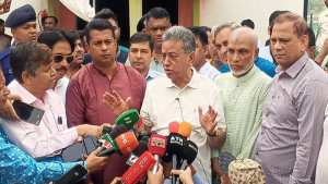 বন্যায় ক্ষতিগ্রস্তদের পুনর্বাসনের কাজ শুরু হয়েছে: অর্থমন্ত্রী