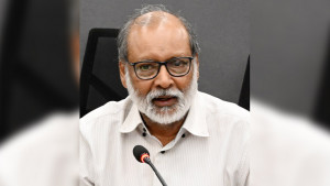 শিল্প খাতের অবস্থা অত্যন্ত ভয়াবহ, মালিকরা দিশেহারা: ড. ইজাজ